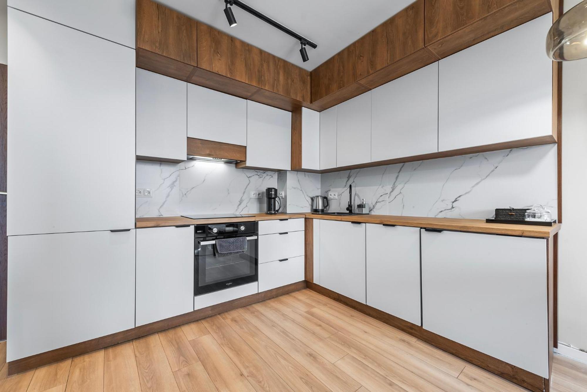 Rentplanet - Apartament Miedzynarodowa Varşovia Exterior foto